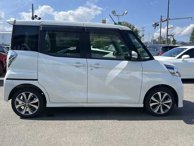 日産 デイズ ルークス ハイウェイスターX Gパッケージ 石川県 2016(平28)年 7.8万km ホワイトパール 純正ナビ/BT、CD、MSV、フルセグTV/プッシュスタート/スマートキー/オートライト/アイドリングストップ/ワンオーナー/取扱説明書/保証書