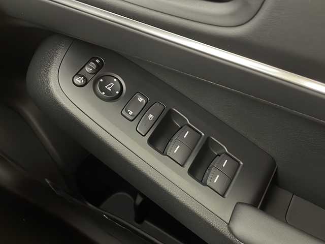 ホンダ ヴェゼル ハイブリッド e:HEV Z 愛知県 2025(令7)年 0.1千km クリスタルブラックパール /R7年10月登録済未使用車//純正HondaCONNECTナビ//フルセグTV/AMFM/Bluetooth/USB//AppleCarPlay/AndroidAuto//ビルトインETC2.0//バックカメラ//HondaSENSING//アダプティブクルーズコントロール//パーキングセンサーシステム//ブラインドスポットモニター//アダプティブドライビングビーム//後退出庫サポート//フルLEDヘッドランプ//オートライト//LEDアクティブコーナリングライト//LEDフォグランプ//フルLEDリアコンビランプ//ハンズフリーパワーテールゲート//プライムスムースコンビシート//前席シートヒーター//革巻きステアリング//ステアリングスイッチ//ステアリングヒーター//パドルシフト式減速セレクター//純正18インチアルミホイール//電子パーキングブレーキ//ブレーキホールド//ヒルディセントコントロール//プッシュスタート//電動格納ミラー//アイドリングストップ