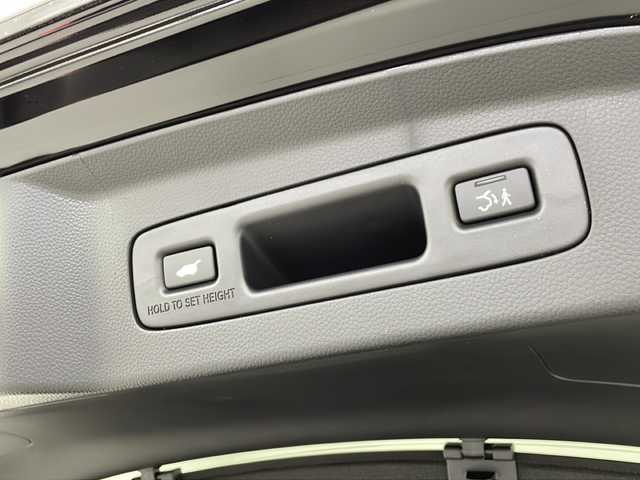 ホンダ ヴェゼル ハイブリッド e:HEV Z 愛知県 2025(令7)年 0.1千km クリスタルブラックパール /R7年10月登録済未使用車//純正HondaCONNECTナビ//フルセグTV/AMFM/Bluetooth/USB//AppleCarPlay/AndroidAuto//ビルトインETC2.0//バックカメラ//HondaSENSING//アダプティブクルーズコントロール//パーキングセンサーシステム//ブラインドスポットモニター//アダプティブドライビングビーム//後退出庫サポート//フルLEDヘッドランプ//オートライト//LEDアクティブコーナリングライト//LEDフォグランプ//フルLEDリアコンビランプ//ハンズフリーパワーテールゲート//プライムスムースコンビシート//前席シートヒーター//革巻きステアリング//ステアリングスイッチ//ステアリングヒーター//パドルシフト式減速セレクター//純正18インチアルミホイール//電子パーキングブレーキ//ブレーキホールド//ヒルディセントコントロール//プッシュスタート//電動格納ミラー//アイドリングストップ