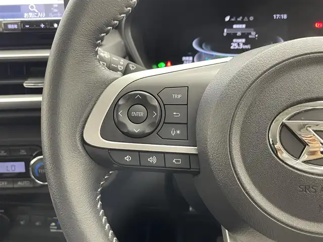 ダイハツ ロッキー プレミアム G HEV 滋賀県 2022(令4)年 4.8万km ブラックマイカメタリック/コンパーノレッド 純正9インチナビ/【Bluetooth/CD/DVD/フルセグTV/USB】/全方位カメラ/ハーフレザーシート /プリクラッシュセーフティ/レーントレーシングアシスト/レーダークルーズコントロール/LEDヘッドライト/オートマチックハイビーム/クリアランスソナー/電動パーキングブレーキ/オートブレーキホールド/ビルトインETC/前方ドライブレコーダー/D/Nシートヒーター/純正フロアマット/ドアバイザー/プッシュスタート/スマートキー/ステアリングリモコン