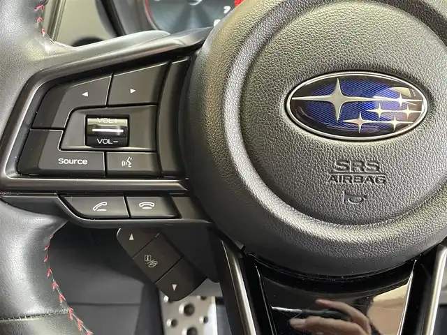 スバル レヴォーグ 1．8STIスポーツ EX 岩手県 2023(令5)年 2.2万km 赤 イグニッションレッド(コードDCK)/４WD/本革シート/パワーリヤゲート/アイサイトX/渋滞時ハンズオフアシスト/プリクラッシュブレーキ/プリクラッシュステアリング/全車速追従機能付きクルーズコントロール/アクティブレーンキープ/ツーリングアシスト/AT誤発進抑制/先行車発信お知らせ機能/青信号お知らせ機能/アダプティブドライビングビーム/スマートリヤビューミラー/スバルリヤビークルディテクション/ドライバーモニタリングシステム/コーナーセンサー/バック・サイド・フロントカメラ/パワーシート(前席)/シートヒーター(前席・後席左右)/11.6インチナビ/フルセグTV/ETC2.0/LEDヘッドライト/フロント・リヤフォグランプ/純正18インチアルミホイール