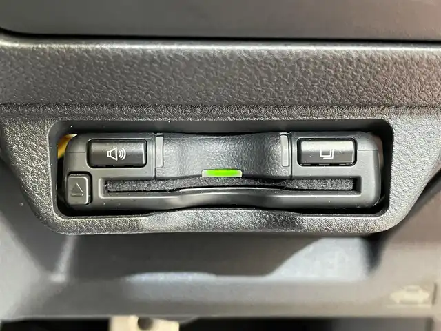 スバル レヴォーグ 1．8STIスポーツ EX 岩手県 2023(令5)年 2.2万km 赤 イグニッションレッド(コードDCK)/４WD/本革シート/パワーリヤゲート/アイサイトX/渋滞時ハンズオフアシスト/プリクラッシュブレーキ/プリクラッシュステアリング/全車速追従機能付きクルーズコントロール/アクティブレーンキープ/ツーリングアシスト/AT誤発進抑制/先行車発信お知らせ機能/青信号お知らせ機能/アダプティブドライビングビーム/スマートリヤビューミラー/スバルリヤビークルディテクション/ドライバーモニタリングシステム/コーナーセンサー/バック・サイド・フロントカメラ/パワーシート(前席)/シートヒーター(前席・後席左右)/11.6インチナビ/フルセグTV/ETC2.0/LEDヘッドライト/フロント・リヤフォグランプ/純正18インチアルミホイール