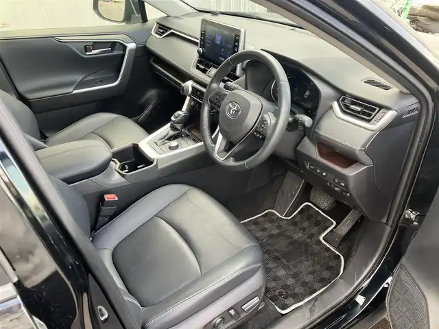 トヨタ ＲＡＶ４ ハイブリッドG 道南・函館 2022(令4)年 2.9万km アティチュードブラックマイカ /純正ナビ//ドライブレコーダー//全周囲カメラ//クルーズコントロール//ブラインドスポットモニター//パワーバックドア//パワーシート//シートヒーター//ベンチレーション//ステアリングヒーター//コーナーセンサー//レーンキープアシスト//オートハイビーム//自動防眩ミラー//衝突軽減ブレーキ//ルーフレール//フロアマット//ETC//スマートキー//スペアキー