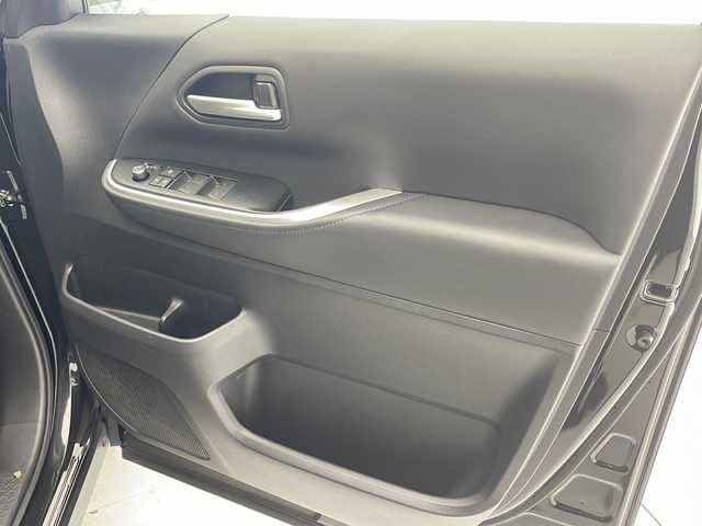 トヨタ ヴォクシー ハイブリッド S－Z 沖縄県 2022(令4)年 2.2万km グリッターブラックガラスフレーク 純正10.5型ディスプレイオーディオ/　フルセグTV/Bluetooth/バックカメラ/前後ドライブレコーダー/トヨタセーフティセンス/・レーダークルーズコントロール/・衝突軽減ブレーキ/・レーンキープアシスト/・オートマチックハイビーム/両側パワースライドドア/ETC/LEDヘッドライト/シートヒーター/アクセサリーコンセント/プッシュスタート/スマートキー/電動パーキングブレーキ/純正アルミホイール/ブラインドスポットモニター/電動格納ミラー/SOSボタン/ステアリングスイッチ/ハーフレザーシート