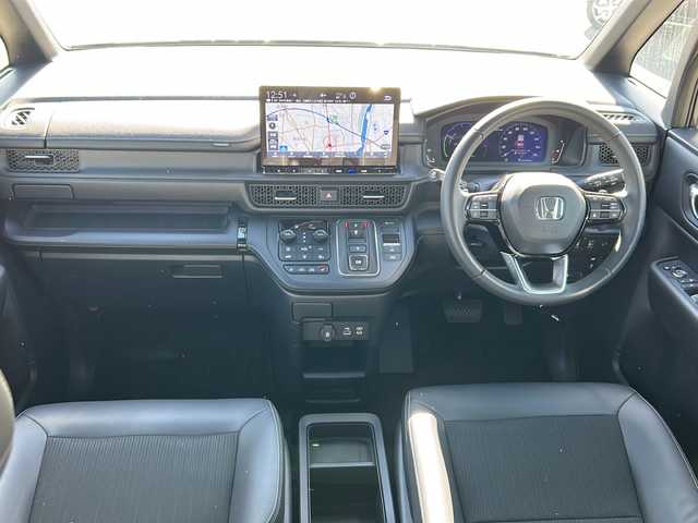ホンダ ステップワゴン スパーダ eHEV 富山県 2022(令4)年 1.8万km ミッドナイトブルービームM ワンオーナー/スマートキー２本/衝突安全ブレーキ/メーカーオプションナビ/全周囲モニター/前後ドラレコ/シーケンシャルウィンカー/フルセグTV/Bluetooth/DVD/CD再生/ビルトインETC2.0/パドルシフト/純正16インチAW/前席シートヒーター/LEDヘッドライト/フォグランプ/ACC/ハーフレザーシート/純正フロアマット/ドアバイザー/ハンドルスイッチ/革巻きハンドル/Pバックドア/BSI/横滑り防止装置/プッシュスタート/電動パーキング/２列目オットマン/衝突軽減ブレーキ