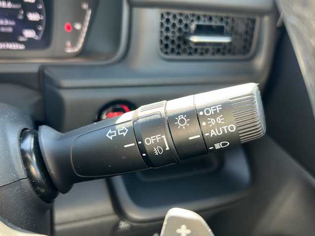 ホンダ ステップワゴン スパーダ eHEV 富山県 2022(令4)年 1.8万km ミッドナイトブルービームM ワンオーナー/スマートキー２本/衝突安全ブレーキ/メーカーオプションナビ/全周囲モニター/前後ドラレコ/シーケンシャルウィンカー/フルセグTV/Bluetooth/DVD/CD再生/ビルトインETC2.0/パドルシフト/純正16インチAW/前席シートヒーター/LEDヘッドライト/フォグランプ/ACC/ハーフレザーシート/純正フロアマット/ドアバイザー/ハンドルスイッチ/革巻きハンドル/Pバックドア/BSI/横滑り防止装置/プッシュスタート/電動パーキング/２列目オットマン/衝突軽減ブレーキ