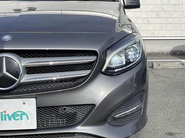 メルセデス・ベンツ Ｂ１８０ 静岡県 2017(平29)年 5.5万km ガンＭ /純正ナビ//CD Bluetooth//バックカメラ//ディスタンスパイロット//LEDヘッドライト//キーレスゴー//シートヒーター//純正16インチAW//ブラインドスポットモニター