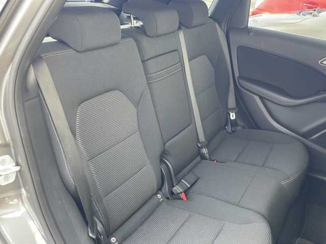 メルセデス・ベンツ Ｂ１８０ 静岡県 2017(平29)年 5.5万km ガンＭ /純正ナビ//CD Bluetooth//バックカメラ//ディスタンスパイロット//LEDヘッドライト//キーレスゴー//シートヒーター//純正16インチAW//ブラインドスポットモニター