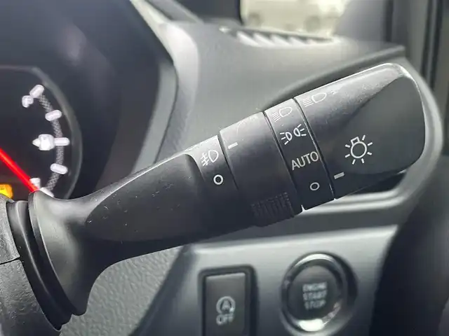 トヨタ ヴォクシー ZS 煌 秋田県 2016(平28)年 13.8万km ブラック (株)IDOMが運営する【じしゃロン秋田店】の自社ローン専用車両になりますこちらは現金またはオートローンご利用時の価格です。自社ローンご希望の方は別途その旨お申付け下さい/Toyota Safety Sense C/プリクラッシュセーフティシステム/レーンディパチャーアラート/オートマチックハイビーム/純正SDナビ【CD/DVD/SD/Bluetooth】/バックカメラ/フルセグTV/ETC/両側パワースライドドア/前後コーナーセンサー/LEDヘッドライト