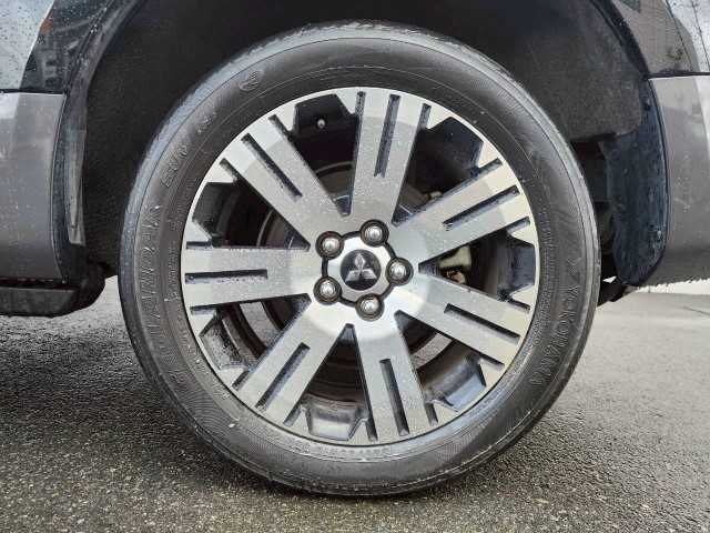 三菱 デリカＤ：５ P 岩手県 2020(令2)年 6.7万km エメラルドブラックパール/アイガーグレーメタリック 全方位カメラ　/純正ナビ　/両側パワスラ/シートカバー　/前席シートヒーター　/アイドリングストップ　/オートサイドステップ　/前後ドラレコ　/レーダークルーズコントロール　/後席フリップダウンモニター　/ＢＳＭ　/電動格納ミラー　/ＥＴＣ