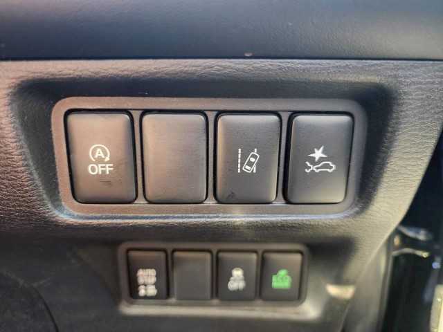 三菱 デリカＤ：５ P 岩手県 2020(令2)年 6.7万km エメラルドブラックパール/アイガーグレーメタリック 全方位カメラ　/純正ナビ　/両側パワスラ/シートカバー　/前席シートヒーター　/アイドリングストップ　/オートサイドステップ　/前後ドラレコ　/レーダークルーズコントロール　/後席フリップダウンモニター　/ＢＳＭ　/電動格納ミラー　/ＥＴＣ