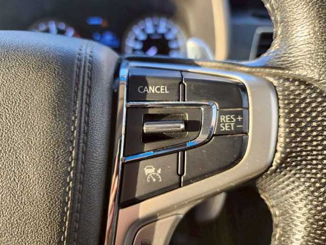 三菱 デリカＤ：５ P 岩手県 2020(令2)年 6.7万km エメラルドブラックパール/アイガーグレーメタリック 全方位カメラ　/純正ナビ　/両側パワスラ/シートカバー　/前席シートヒーター　/アイドリングストップ　/オートサイドステップ　/前後ドラレコ　/レーダークルーズコントロール　/後席フリップダウンモニター　/ＢＳＭ　/電動格納ミラー　/ＥＴＣ