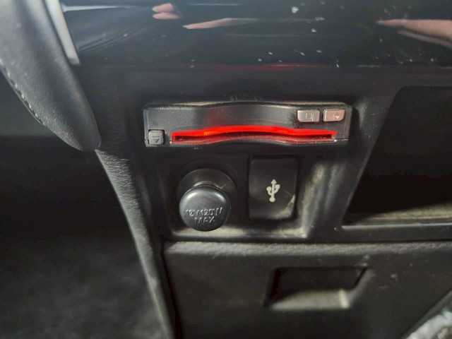 三菱 デリカＤ：５ P 岩手県 2020(令2)年 6.7万km エメラルドブラックパール/アイガーグレーメタリック 全方位カメラ　/純正ナビ　/両側パワスラ/シートカバー　/前席シートヒーター　/アイドリングストップ　/オートサイドステップ　/前後ドラレコ　/レーダークルーズコントロール　/後席フリップダウンモニター　/ＢＳＭ　/電動格納ミラー　/ＥＴＣ