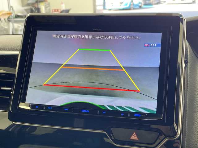 ホンダ Ｎ ＢＯＸ カスタム L 岐阜県 2023(令5)年 4.7万km プラチナホワイトパール 社外SDナビ/フルセグ/BT/USB/DVD/バックカメラ/ホンダセンシング/・アダプティブクルーズコントロール/・車線維持支援システム/・衝突軽減ブレーキ/・誤発進抑制機能/・先行車発進お知らせ機能/・歩行者事故低減ステアリング/・路外逸脱抑制機能/・標識認識機能/・オートハイビーム/純正ドライブレコーダー/ビルトインETC/両側パワースライドドア/前席ヒートヒーター/パーキングセンサー/純正フロアマット/純正14インチAW/LEDオートライト/フォグランプ/シートバックテーブル/サンシェード/アイドリングストップ