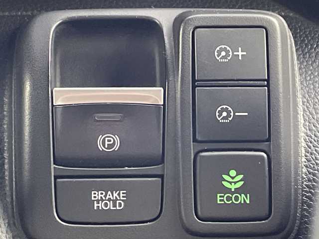 ホンダ Ｎ ＢＯＸ カスタム L 岐阜県 2023(令5)年 4.7万km プラチナホワイトパール 社外SDナビ/フルセグ/BT/USB/DVD/バックカメラ/ホンダセンシング/・アダプティブクルーズコントロール/・車線維持支援システム/・衝突軽減ブレーキ/・誤発進抑制機能/・先行車発進お知らせ機能/・歩行者事故低減ステアリング/・路外逸脱抑制機能/・標識認識機能/・オートハイビーム/純正ドライブレコーダー/ビルトインETC/両側パワースライドドア/前席ヒートヒーター/パーキングセンサー/純正フロアマット/純正14インチAW/LEDオートライト/フォグランプ/シートバックテーブル/サンシェード/アイドリングストップ