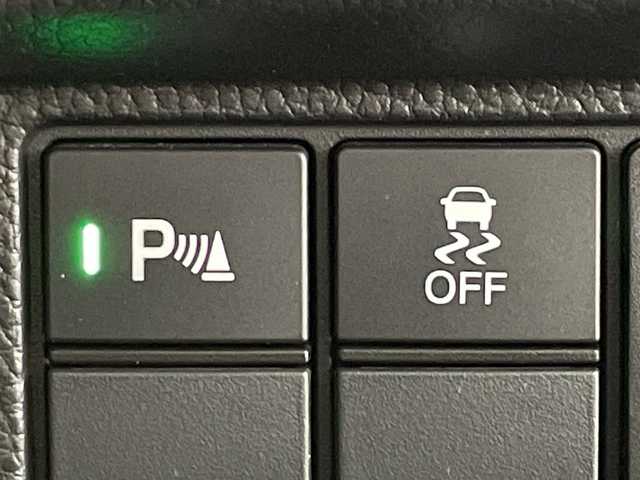 ホンダ Ｎ ＢＯＸ カスタム L 岐阜県 2023(令5)年 4.7万km プラチナホワイトパール 社外SDナビ/フルセグ/BT/USB/DVD/バックカメラ/ホンダセンシング/・アダプティブクルーズコントロール/・車線維持支援システム/・衝突軽減ブレーキ/・誤発進抑制機能/・先行車発進お知らせ機能/・歩行者事故低減ステアリング/・路外逸脱抑制機能/・標識認識機能/・オートハイビーム/純正ドライブレコーダー/ビルトインETC/両側パワースライドドア/前席ヒートヒーター/パーキングセンサー/純正フロアマット/純正14インチAW/LEDオートライト/フォグランプ/シートバックテーブル/サンシェード/アイドリングストップ