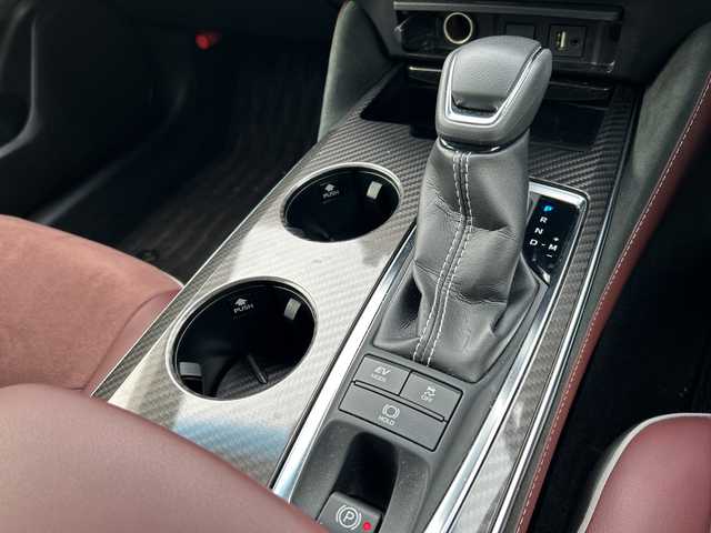 トヨタ クラウン ハイブリッド RS アドバンス 千葉県 2019(平31)年 2.4万km ホワイトパールクリスタルシャイン ナビ　全方位カメラ　AHB　BSM　RCTA　HUD　RSA　PCS　LTA　AHB　電動シート　シートヒーター　ステアヒーター　パーキングアシスト　デジタルミラー　ドラレコ　ETC　AC100V