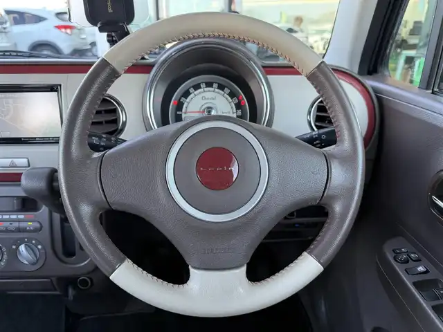 スズキ ラパン ショコラ G 東京都 2015(平27)年 5.4万km フィズブルーパールメタリック 社外ＳＤナビ/ビルトインＥＴＣ/アイドリングストップ機能/前後ドライブレコーダー/プッシュスタート/革調シート/純正フロアマット/スマートキー/ＩＳＯＦＩＸ/オートライト/HIDヘッドライト