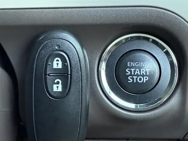 スズキ ラパン ショコラ G 東京都 2015(平27)年 5.4万km フィズブルーパールメタリック 社外ＳＤナビ/ビルトインＥＴＣ/アイドリングストップ機能/前後ドライブレコーダー/プッシュスタート/革調シート/純正フロアマット/スマートキー/ＩＳＯＦＩＸ/オートライト/HIDヘッドライト