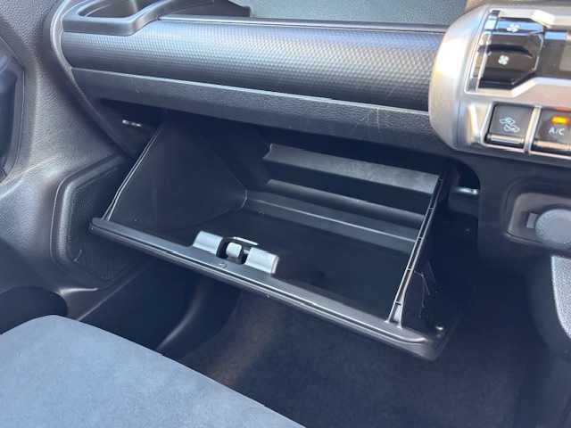 スズキ クロスビー HYBRID MZ 宮城県 2020(令2)年 8.2万km 青Ⅱ 登録時走行距離81871km/車線逸脱警告/衝突軽減システム/盗難防止システム/横滑り防止機能/シートヒーター/オートライト/全方位カメラ/ドアバイザー/ワンセグナビ/TV・CD/DVD・AM/FM・BT/フォグランプ/LEDヘッドライト