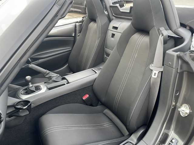 マツダ ロードスター NR－A 道東・釧路十勝 2023(令5)年 2.9万km マシーングレープレミアムM 6速MT/BILSTEINショック/純正オーディオ/衝突被害軽減ブレーキ/レーンキープアシスト/BSM/後コーナーセンサー/横滑り防止装置/オートライト/エンジンプッシュスタート/純正AW16インチ/LEDヘッドライト