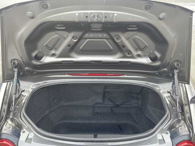 マツダ ロードスター NR－A 道東・釧路十勝 2023(令5)年 2.9万km マシーングレープレミアムM 6速MT/BILSTEINショック/純正オーディオ/衝突被害軽減ブレーキ/レーンキープアシスト/BSM/後コーナーセンサー/横滑り防止装置/オートライト/エンジンプッシュスタート/純正AW16インチ/LEDヘッドライト