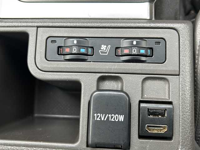 トヨタ ランドクルーザー プラド TX Lパッケージ 鳥取県 2017(平29)年 6.9万km ホワイトパールクリスタルシャイン ワンオーナー/フルタイム４WD/社外ナビ(ＫＥＮＷＯＯＤ、ＭＤＶ－Ｍ８０５Ｌ)/AM/FM、CD/DVD/Bluetooth、iPod/フルセグテレビ/純正１９インチアルミ４本積み込み/バックカメラ/クルーズコントロール/サンルーフ/ドアバイザー/プッシュスタート/ETC/ドライブレコーダー