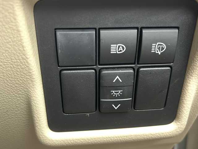 トヨタ ランドクルーザー プラド TX Lパッケージ 鳥取県 2017(平29)年 6.9万km ホワイトパールクリスタルシャイン ワンオーナー/フルタイム４WD/社外ナビ(ＫＥＮＷＯＯＤ、ＭＤＶ－Ｍ８０５Ｌ)/AM/FM、CD/DVD/Bluetooth、iPod/フルセグテレビ/純正１９インチアルミ４本積み込み/バックカメラ/クルーズコントロール/サンルーフ/ドアバイザー/プッシュスタート/ETC/ドライブレコーダー