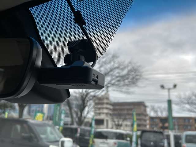 トヨタ ランドクルーザー プラド TX Lパッケージ 鳥取県 2017(平29)年 6.9万km ホワイトパールクリスタルシャイン ワンオーナー/フルタイム４WD/社外ナビ(ＫＥＮＷＯＯＤ、ＭＤＶ－Ｍ８０５Ｌ)/AM/FM、CD/DVD/Bluetooth、iPod/フルセグテレビ/純正１９インチアルミ４本積み込み/バックカメラ/クルーズコントロール/サンルーフ/ドアバイザー/プッシュスタート/ETC/ドライブレコーダー