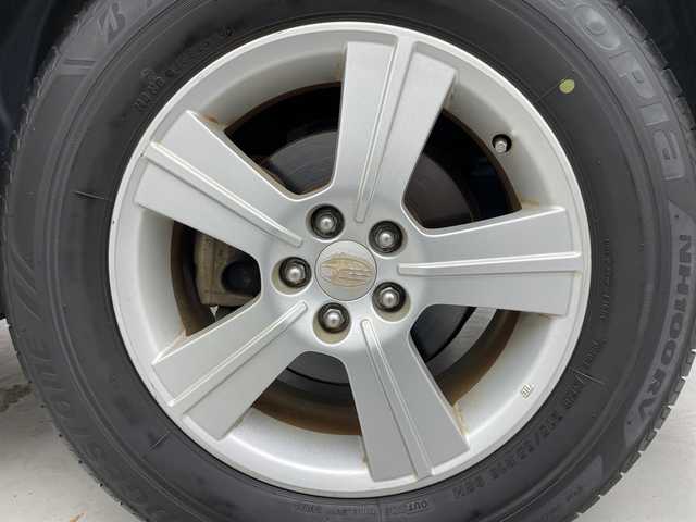 スバル フォレスター 2．0XS 福島県 2010(平22)年 10.2万km サテンホワイトパール /４WD//社外ナビ、TV（ワンセグ）、CD/　　　カロッツェリア（AVIC-MRZ07）//社外ドライブレコーダー（前後）//ビルトインETC//社外エンジンスターター//クルーズコントロール//運助シートヒーター//USB、AUX端子//純正フロアマット//キセノンヘッドライト//社外アルミホイール＋/　　　スタッドレスタイヤ４本車載//取説、保証書//スペアキー１本あり