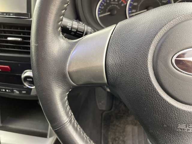 スバル フォレスター 2．0XS 福島県 2010(平22)年 10.2万km サテンホワイトパール /４WD//社外ナビ、TV（ワンセグ）、CD/　　　カロッツェリア（AVIC-MRZ07）//社外ドライブレコーダー（前後）//ビルトインETC//社外エンジンスターター//クルーズコントロール//運助シートヒーター//USB、AUX端子//純正フロアマット//キセノンヘッドライト//社外アルミホイール＋/　　　スタッドレスタイヤ４本車載//取説、保証書//スペアキー１本あり