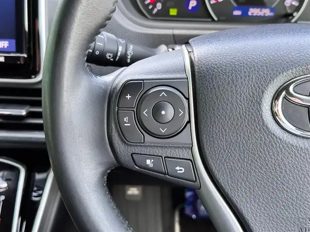 トヨタ ヴォクシー ZS 煌Ⅱ 宮城県 2019(平31)年 3万km ブラック セーフティセンス/・プリクラッシュセーフティ/・レーンディパーチャーアラート/・オートマチックハイビーム/・先行車発進告知機能/インテリジェントクリアランスソナー/純正9インチナビ（NSZT-Y68T）/・CD/DVD/・Bluetooth/・フルセグTV/バックカメラ/ビルトインETC2.0/ドライブレコーダー/両側パワースライドドア/革巻きステアリング/クルーズコントロール/ステアリングスイッチ/MTモード付AT/LEDヘッドランプ/フォグランプ/オートライト/スマートキー＆プッシュスタート/スペアキー/電動格納ミラー/純正16インチAW/純正フロアマット/純正ドアバイザー/Wエアバッグ