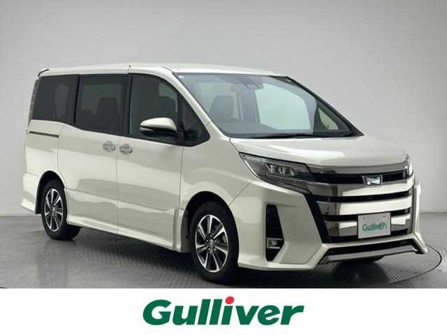 トヨタ ノア Si ダブルバイビーⅡ 兵庫県 2019(平31)年 5.6万km ラグジュアリーホワイトパールクリスタルシャインガラスフレーク 純正ナビ/フルセグTV/Bluetooth/バックカメラ/両側パワースライドドア/ドラレコ/ETC/クルーズコントロール/純正AW/純正フロアマット/LEDオートライト/オートマチックハイビーム/コーナーセンサー/レーンキープアシスト/ハーフレザー/USB入力端子/横滑り防止装置/衝突被害軽減システム/3列シート