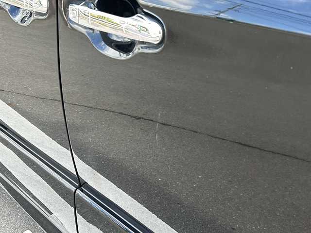 トヨタ ヴォクシー ZS 煌 岡山県 2017(平29)年 3.4万km ブラック 純正大画面10インチメモリーナビ/CD/DVD/SD/Bluetooth/フルセグTV/純正12.1インチ後席用フリップダウンモニター/バックカメラ/両側パワースライドドア/LEDオートヘッドライト/クルーズコントロール/プリクラッシュセーフティ/レーンディパーチャーアラート/オートマチックハイビーム/先行車発進告知/ETC/プッシュスタート/スマートキー×2/禁煙車片側パワースライドドア