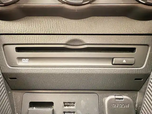 マツダ デミオ 13S ツーリング 兵庫県 2016(平28)年 7.6万km スノーフレイクホワイトパールマイカ 純正ＳＤナビ　/ＣＤ／ＤＶＤ／Ｂｌｕｅｔｏｏｔｈ/USB/フルセグ/バックカメラ　/ＥＴＣ　/純正フロアマット　/ドアバイザー　/純正１５インチアルミホイール　/ＬＥＤヘッドライト　/スマートシティーブレーキサポート　/スペアキー/istop/シートヒーター