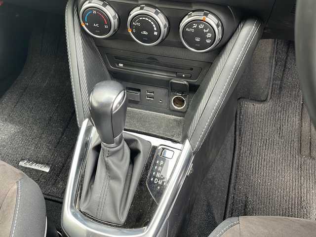マツダ デミオ XDミストマルーン 福島県 2019(令1)年 5.9万km ソニックシルバーM デジタルインナーミラー型ドラレコ　シートヒーター　ステアリングヒーター　パドルシフト　エンスタ　クリアランスソナー　ＬＡＳ　ＵＳＢ　クルーズコントロール　純正ナビ　ＨＵＤ　ディーゼルターボ　ＥＴＣ