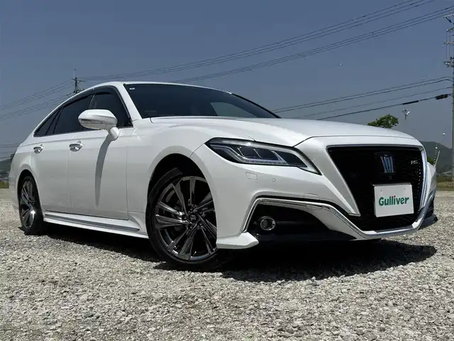 トヨタ クラウン ハイブリッド RS アドバンス 兵庫県 2022(令4)年 2.1万km プレシャスホワイトパール 後期モデル/12.3インチ純正ナビ/フルセグTV/全方位モニター/ビルトインETC2.0/黒革シート/純正デジタルインナーミラー/シートエアコン/パワーシート/ステアリングヒーター/BSM/ヘッドアップディスプレイ/スペアキー有り