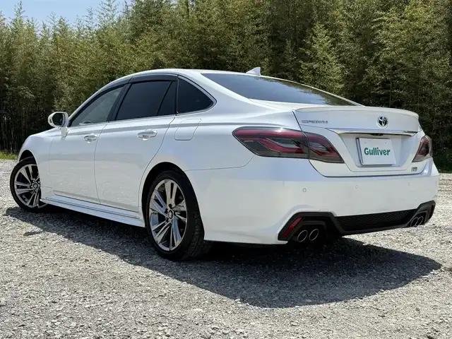 トヨタ クラウン ハイブリッド RS アドバンス 兵庫県 2022(令4)年 2.1万km プレシャスホワイトパール 後期モデル/12.3インチ純正ナビ/フルセグTV/全方位モニター/ビルトインETC2.0/黒革シート/純正デジタルインナーミラー/シートエアコン/パワーシート/ステアリングヒーター/BSM/ヘッドアップディスプレイ/スペアキー有り
