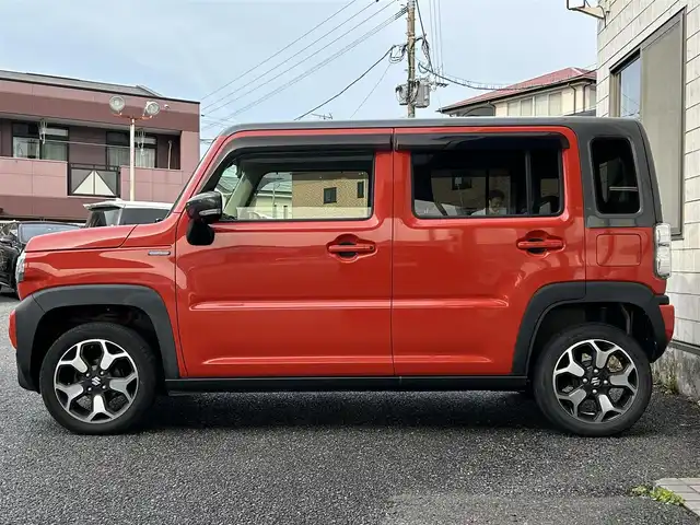 スズキ ハスラー HYBRID X 福岡県 2020(令2)年 2.7万km バーミリオンオレンジ/ガンメタリック2トーン ワンオーナー/純正9インチメモリナビ【3A103-59S00】/(AM/FM/CD/DVD/USB/Bluetooth/iPod/Smartphone Link/フルセグTV)/バックモニター/全方位モニター/スズキセーフティサポート/・デュアルカメラブレーキサポート/・誤発進抑制機能/・車線逸脱警報/・先行車発進お知らせ/・標識認識/・後退時ブレーキサポート/・後方誤発進抑制/・リヤパーキングセンサー/オートライト/純正15インチアルミホイール/前方ドライブレコーダー【91001384】/シートヒーター（D/N）/USBポート×1/プッシュスタート/アイドリングストップ/ステアリングスイッチ/純正フロアマット/電格ウィンカーミラー/ドアバイザー/スペアキー×1/保証書/取扱説明書/ナビ取扱説明書