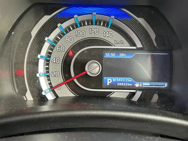 スズキ ハスラー HYBRID X 福岡県 2020(令2)年 2.7万km バーミリオンオレンジ/ガンメタリック2トーン ワンオーナー/純正9インチメモリナビ【3A103-59S00】/(AM/FM/CD/DVD/USB/Bluetooth/iPod/Smartphone Link/フルセグTV)/バックモニター/全方位モニター/スズキセーフティサポート/・デュアルカメラブレーキサポート/・誤発進抑制機能/・車線逸脱警報/・先行車発進お知らせ/・標識認識/・後退時ブレーキサポート/・後方誤発進抑制/・リヤパーキングセンサー/オートライト/純正15インチアルミホイール/前方ドライブレコーダー【91001384】/シートヒーター（D/N）/USBポート×1/プッシュスタート/アイドリングストップ/ステアリングスイッチ/純正フロアマット/電格ウィンカーミラー/ドアバイザー/スペアキー×1/保証書/取扱説明書/ナビ取扱説明書