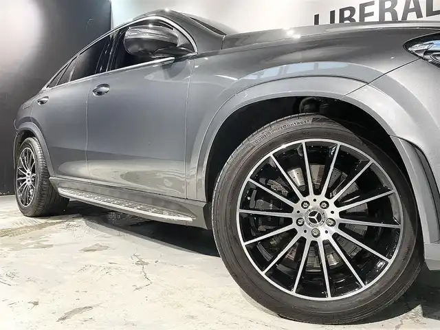 メルセデス・ベンツ ＧＬＥ４００ｄ 4MATIC クーペ スポーツ 道央・札幌 2022(令4)年 3.6万km セレナイトグレー ワンオーナー/パノラミックスライディングルーフ/AIR MATICサスペンション/AMGスタイリングパッケージ/本革シート(ナッパレザー/本革)/AMGスポーツステアリング/DYNAMIC SELECT/レーダーセーフティパッケージ/・アクティブディスタンスアシストディストロニック/・アクティブブレーキアシスト/・アクティブブラインドスポットアシスト/・アクティブレーンキーピングアシスト/・トラフィックサインアシスト/・PRE-SAFEプラス/360°カメラシステム/パークトロニック/マルチビームLEDヘッドライト(ウルトラハイビーム付)/アダプティブハイビームアシストプラス/アンビエントライト(64色)/EASY-PACK自動開閉テールゲート/本革巻ステアリング/メモリー付パワーシート/電動ランバーサポート/温冷機能付カップホルダー/エナジャイジングパッケージ/エアバランスパッケージ/シートヒーター(全席)/シートベンチレーター(D/N)/MBUX/・TVチューナー/Burmesterサラウンドサウンド/ヘッドアップディスプレイ/ワイヤレスチャージング