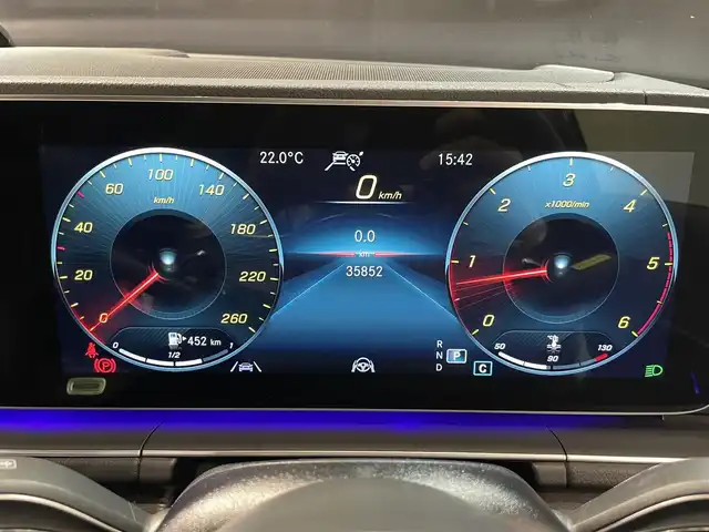 メルセデス・ベンツ ＧＬＥ４００ｄ 4MATIC クーペ スポーツ 道央・札幌 2022(令4)年 3.6万km セレナイトグレー ワンオーナー/パノラミックスライディングルーフ/AIR MATICサスペンション/AMGスタイリングパッケージ/本革シート(ナッパレザー/本革)/AMGスポーツステアリング/DYNAMIC SELECT/レーダーセーフティパッケージ/・アクティブディスタンスアシストディストロニック/・アクティブブレーキアシスト/・アクティブブラインドスポットアシスト/・アクティブレーンキーピングアシスト/・トラフィックサインアシスト/・PRE-SAFEプラス/360°カメラシステム/パークトロニック/マルチビームLEDヘッドライト(ウルトラハイビーム付)/アダプティブハイビームアシストプラス/アンビエントライト(64色)/EASY-PACK自動開閉テールゲート/本革巻ステアリング/メモリー付パワーシート/電動ランバーサポート/温冷機能付カップホルダー/エナジャイジングパッケージ/エアバランスパッケージ/シートヒーター(全席)/シートベンチレーター(D/N)/MBUX/・TVチューナー/Burmesterサラウンドサウンド/ヘッドアップディスプレイ/ワイヤレスチャージング
