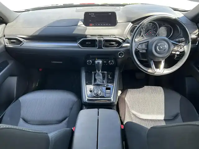 マツダ ＣＸ－８ XD 愛媛県 2018(平30)年 4.9万km ジェットブラックマイカ 禁煙車/登録時走行距離：48604km/メーカーオプション純正ナビ/BT/AM・FM/CD/DVD/後席フリップダウンモニター/クルーズコントロール/バックカメラ/トラクションコントロールシステム/純正アルミホイール/純正フロアマット/LEDヘッドライト/前後コーナーセンサー/3列シート