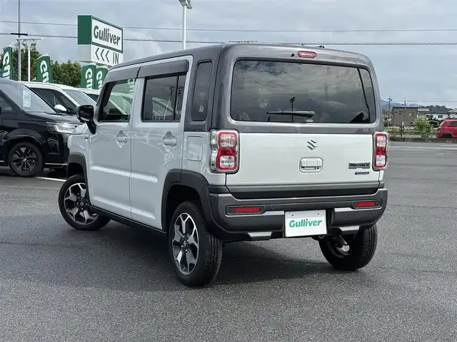 スズキ ハスラー HYBRID X 奈良県 2023(令5)年 0.6万km ピュアホワイトパール/ガンメタリック2トーン 純正9インチナビ(フルセグTV/CD/DVD/AM・FM/BT/AppleCarPlay/AndroidAuto)/アラウンドビューモニター/ビルトインETC/前後ドラレコ/シートヒーター(D/N席)/クルーズコントロール/デュアルカメラブレーキサポート/後退時ブレーキサポート/誤発進抑制機能/車線逸脱抑制機能/先行車発進お知らせ機能/ふらつき警報機能/アイドリングストップ機能/360°プレミアムUV＆IRカットガラス/ナノイーX搭載フルオートエアコン/LEDヘッドライト/純正15インチアルミホイール/純正フロアマット/スペアキー/保証書/取扱説明書