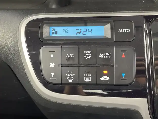 ホンダ Ｎ ＢＯＸ カスタム G ターボSSパッケージ 大阪府 2013(平25)年 4.9万km クリスタルブラックパール 社外ナビ/・フルセグテレビ/・CD/DVD/バックカメラ/両側パワースライドドア/クルーズコントロール/オートライト/スマートキー/エンジンスタートボタン/ＥＴＣ/純正１５インチアルミホイール/横滑り防止装置