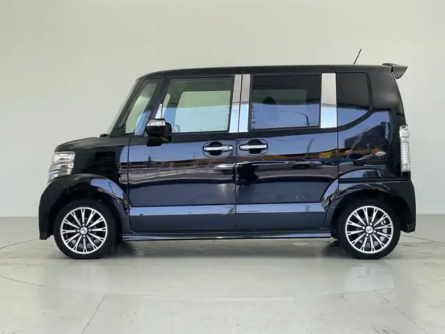 ホンダ Ｎ ＢＯＸ カスタム G ターボSSパッケージ 大阪府 2013(平25)年 4.9万km クリスタルブラックパール 社外ナビ/・フルセグテレビ/・CD/DVD/バックカメラ/両側パワースライドドア/クルーズコントロール/オートライト/スマートキー/エンジンスタートボタン/ＥＴＣ/純正１５インチアルミホイール/横滑り防止装置