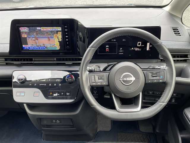 日産 セレナ e－パワー オーテック 東京都 2023(令5)年 0.6万km ダイヤモンドブラック ワンオーナー/フルセグTV/B・T/AM/FM/HDMI//アラウンドビューモニター/インテリジェントエマージェンシーブレーキ/プロパイロット/両側パワースライドドア/デジタルインナーミラー/ブラインドスポットモニター/革シート/シートヒーター1.2列目/ステアリングヒーター/両側パワースライドドア/ハンドルサポート/LEDヘッドライト/フォグライト/ETC