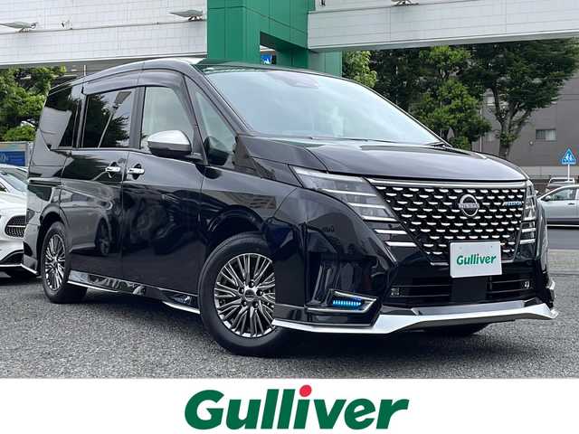 日産 セレナ e－パワー オーテック 東京都 2023(令5)年 0.6万km ダイヤモンドブラック ワンオーナー/フルセグTV/B・T/AM/FM/HDMI//アラウンドビューモニター/インテリジェントエマージェンシーブレーキ/プロパイロット/両側パワースライドドア/デジタルインナーミラー/ブラインドスポットモニター/革シート/シートヒーター1.2列目/ステアリングヒーター/両側パワースライドドア/ハンドルサポート/LEDヘッドライト/フォグライト/ETC