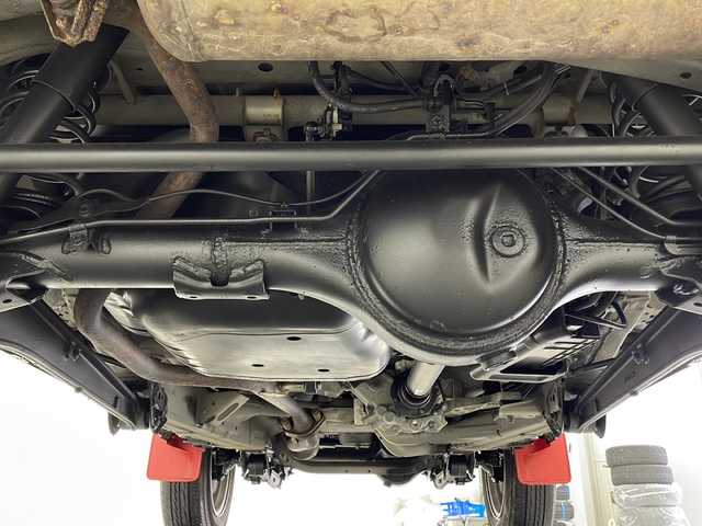 スズキ ジムニー XC 宮城県 2020(令2)年 6.6万km ブルーイッシュブラックパール3 デュアルセンサーブレーキサポート/スズキセーフティーサポート/・車線逸脱警報/・クルーズコントロール/・ハイビームアシスト/・横滑り防止機能/前席シートヒーター/純正8インチナビ/（BT.AM.FM.CD.DVD.SD.USB）/バックカメラ/フルセグテレビ/センターデフロック/ヒルディセントコントロール/ヘッドライトウォッシャー/ヒーテッドドアミラー/革巻きステアリング/ステアリングスイッチ/プッシュスタート/スマートキー（2本）/トランスファーレバー/純正フロアマット/純正ドアバイザー/純正16インチアルミホイール/LEDヘッドライト/フォグランプ/背面タイヤ