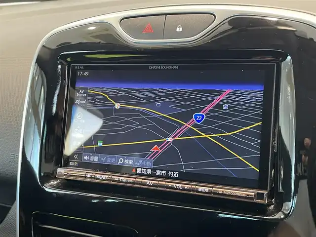 ルノー ルーテシア スポール トロフィー 愛知県 2015(平27)年 5.1万km 白 ＤＩＡＴＯＮＥＳＯＵＤＮＡＶＩ　/フロントツイーター　/Ｂｌｕｅｔｏｏｔｈ　/フルセグＴＶ　/Ｒ．Ｓ．ＤＲＩＶＥ　/パドルシフト　/ＥＴＣ　/ドライビングレコーダー　/社外レーダー/プッシュスタート/アイドリングストップ